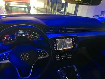 Volkswagen Passat Variant - 12