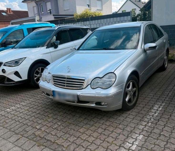 Mercedes-Benz C 200