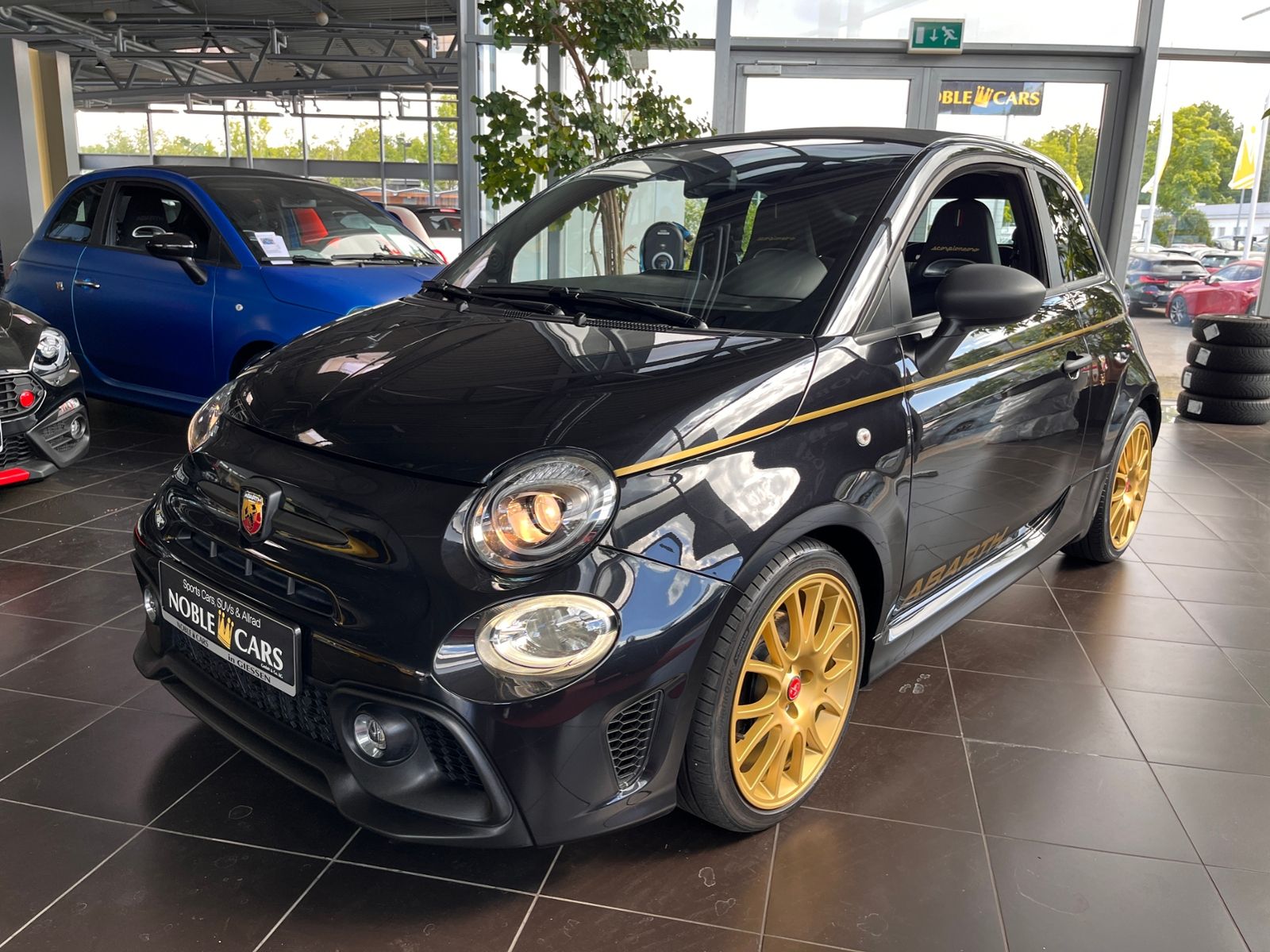Fahrzeugabbildung Abarth 595C Scorpioneoro BEATS NAVI ALU