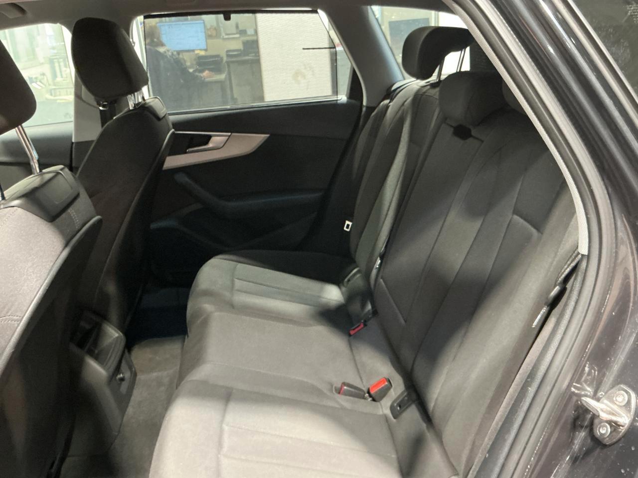 Audi A4 Avant 35 TDI S tronic Navi Akustikglas KlimaA, миниатюра 6