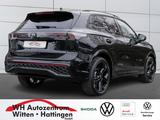Volkswagen Tiguan 1.5 eTSI DSG R-Line BlackStyle AHK REARVI - VW Tiguan Gebrauchtwagen in Wiesbaden