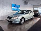 Skoda Octavia 1.4 TSI *1.Hand*Tüv*1 J.Garantie*AHK.* - Skoda Octavia: Grün