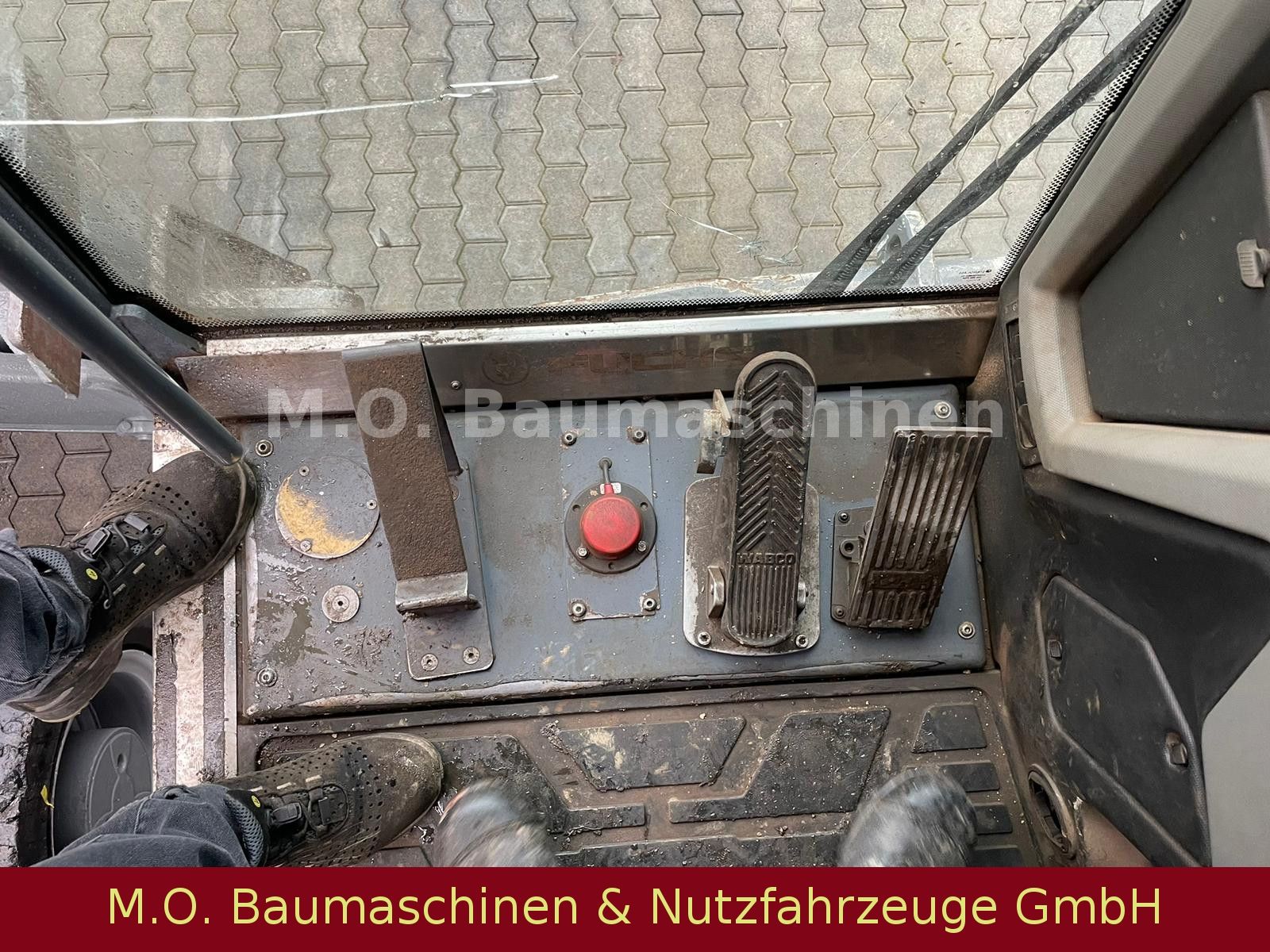 Fahrzeugabbildung Fuchs MHL 340 T4F / AC / Magnetanlage /Polypgreifer
