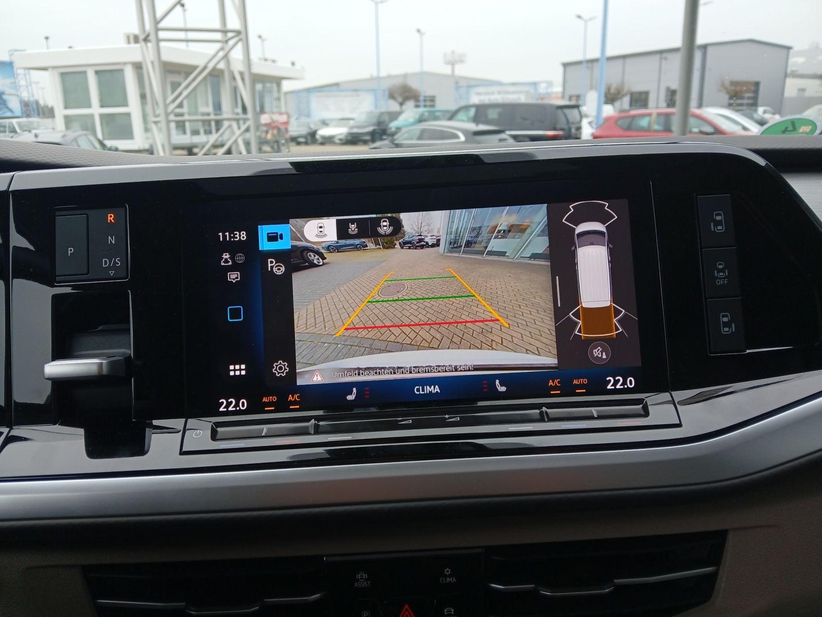 Fahrzeugabbildung Volkswagen T7 Multivan TSI LR Style ACC AHK LED RFK PARK AS