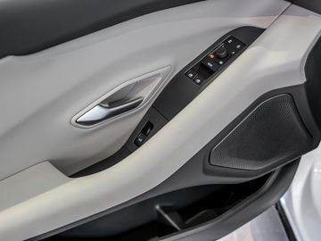 Ford Capri 210 kW RWD Premium Assistentpaket Kamera