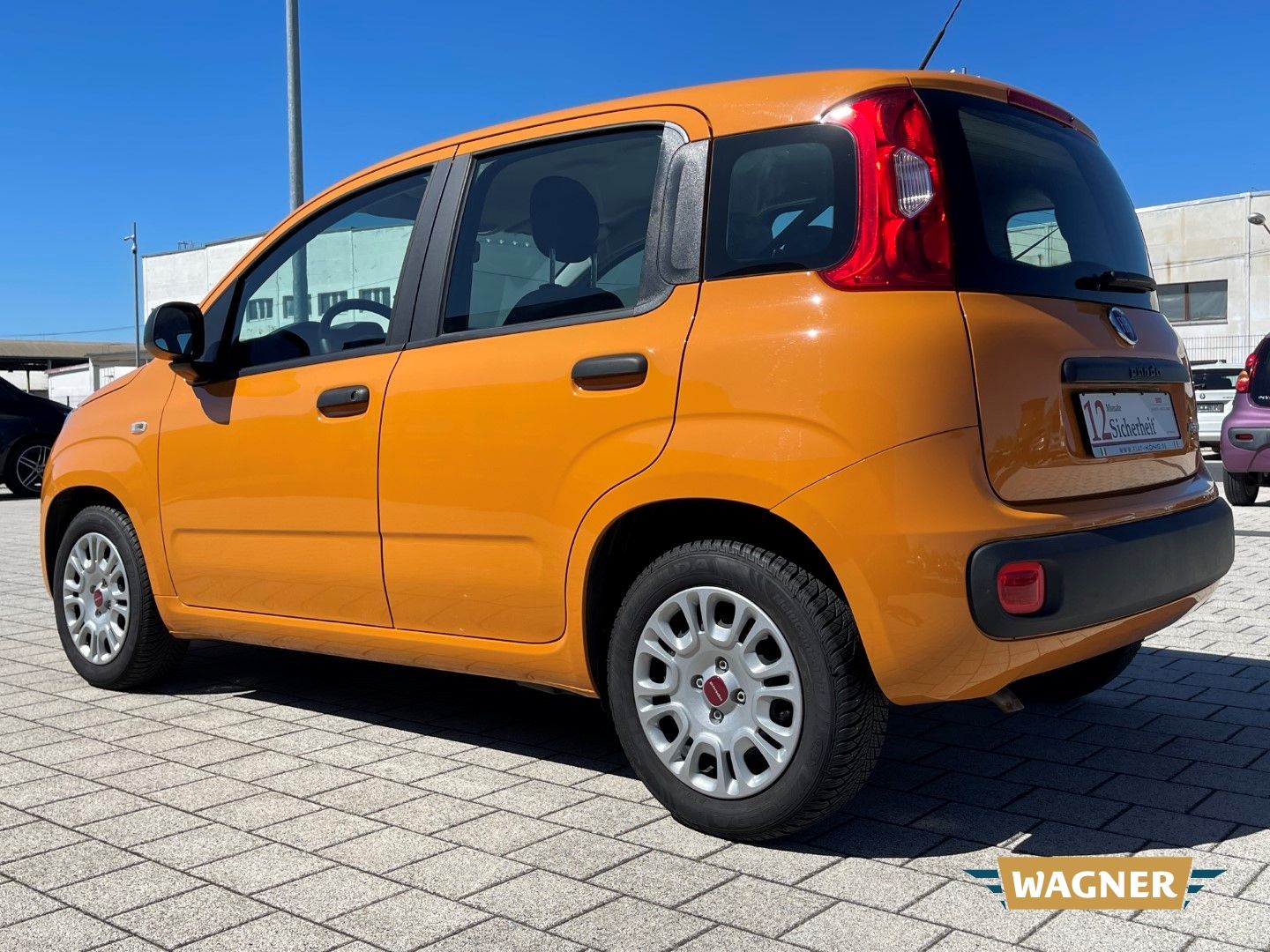 Fahrzeugabbildung Fiat Panda Hybrid Klimaanlage Isofix Tagfahrlicht