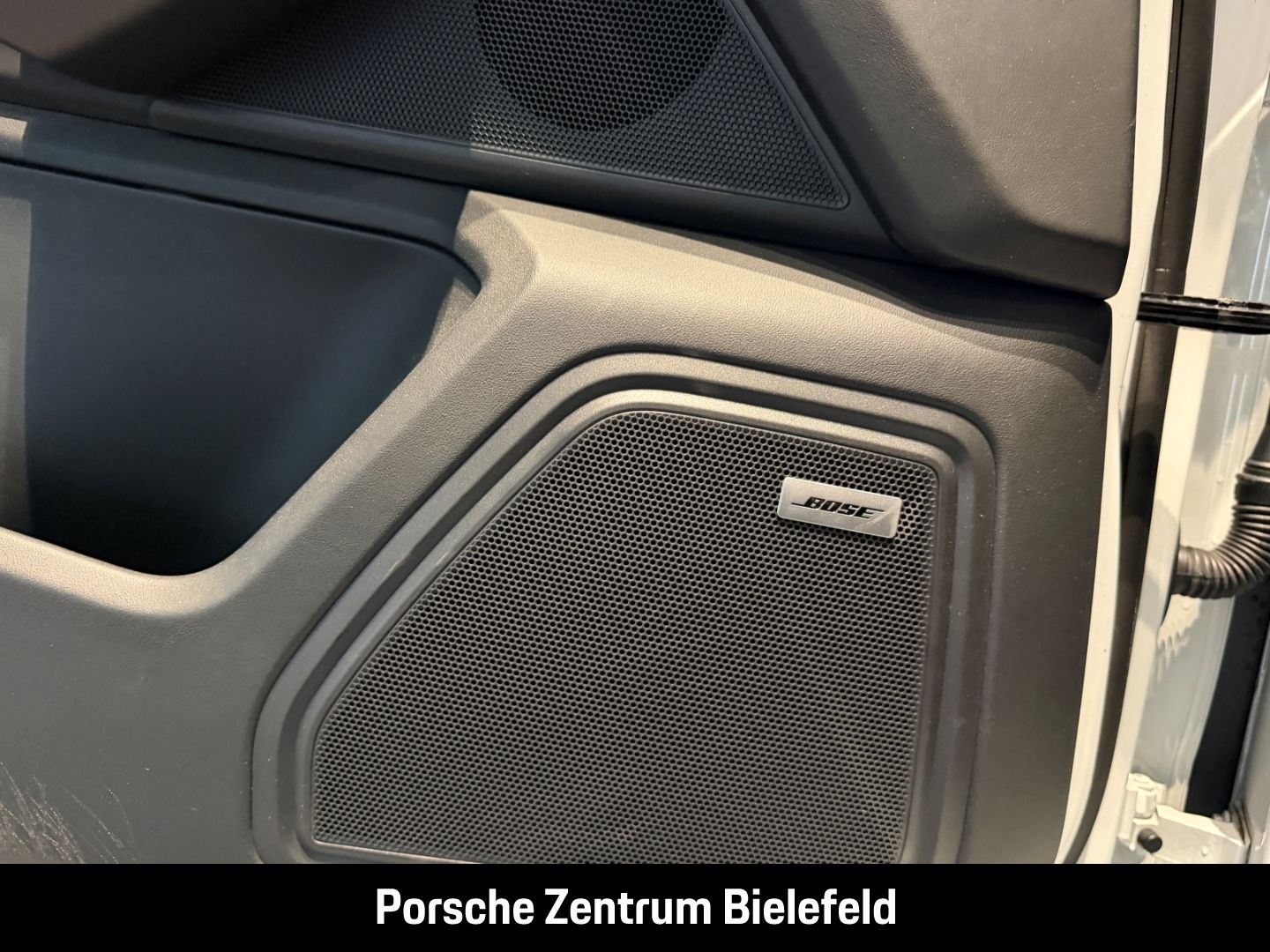 Porsche Macan GTS Standheizung Sportabgas Luftfederung foto 25