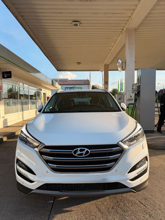 Image of Hyundai TUCSON