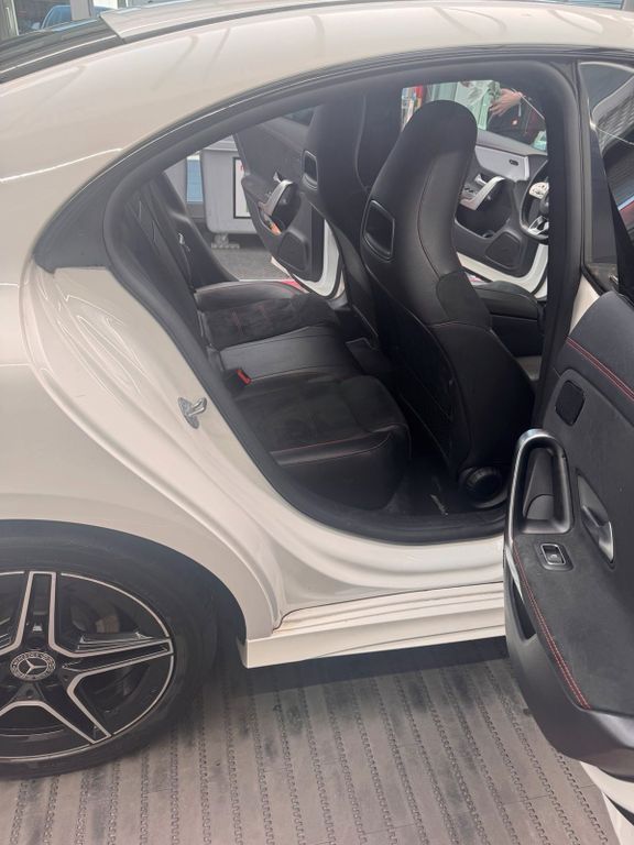 Image of Mercedes-Benz CLA 200 Shooting Brake