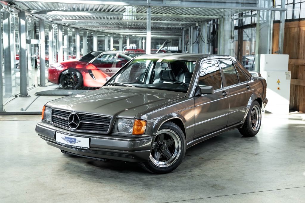 Mercedes-Benz 190