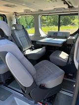 Renault Trafic 2,5dci, Generation /Rollstuhlumbau - gebrauchte Renault Trafic aus dem Jahr 2006