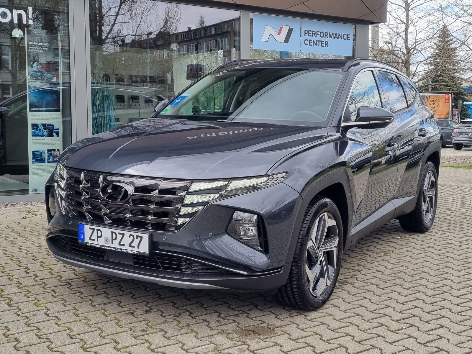 Fahrzeugabbildung Hyundai TUCSON HEV 1.6 T-GDi 2WD ASSI NAVI elek. Heckklp