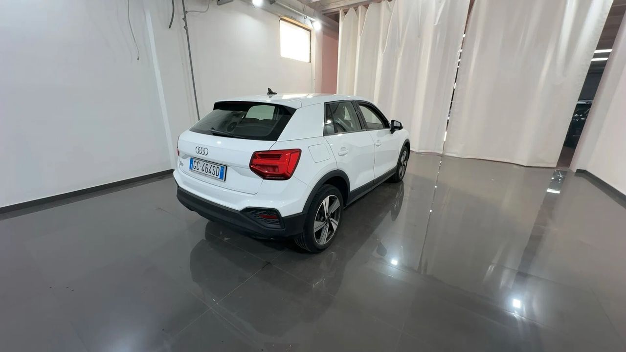 Audi Q2 35 TFSI S tronic line Edition NESSUN VIN imagem 2