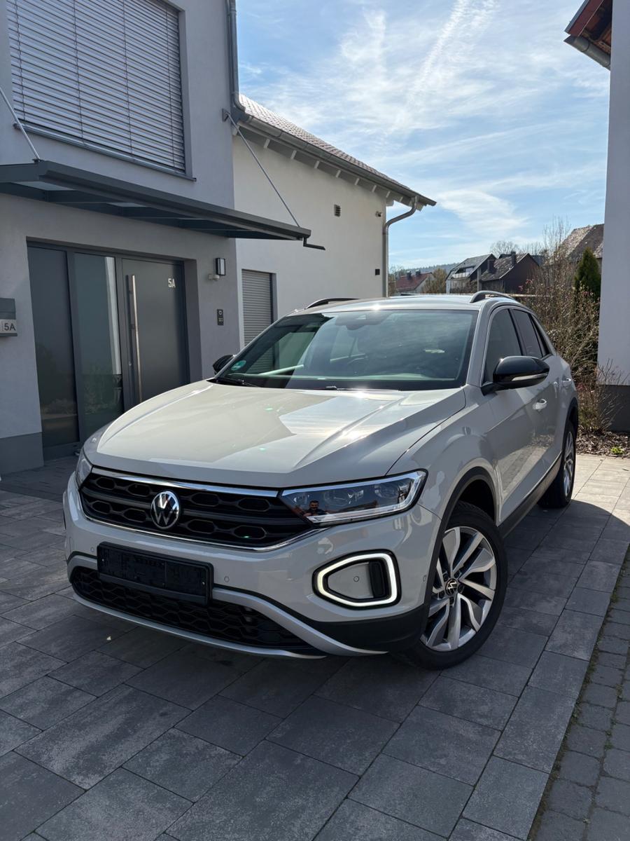 Volkswagen T-Roc Goal 1.5 TSI DSG *Kamera*ACC*Sonderlack.