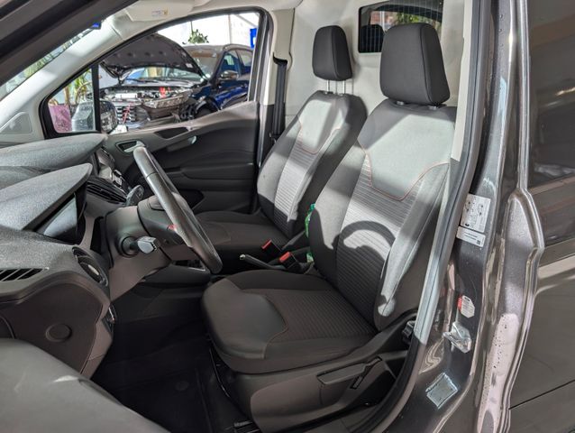 Ford Transit Courier Sport