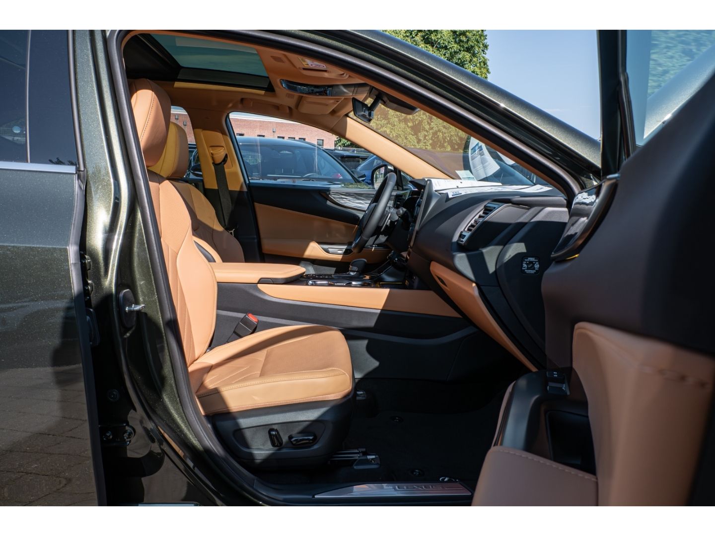 Lexus NX 450h - Bild 6