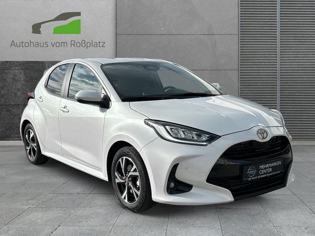 TOYOTA Yaris 1.5-l-VVT-i Hybrid 116 CVT Team Deutschl