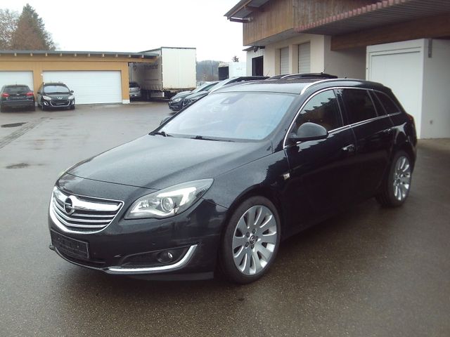 Opel Insignia Innovation 4x4 19"/AHK/Leder/Navi/Xenon