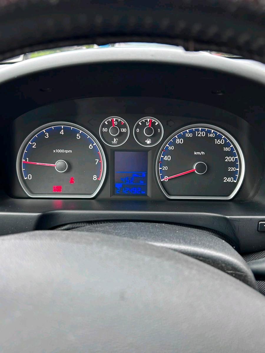 Hyundai i30 2010 — photo 9