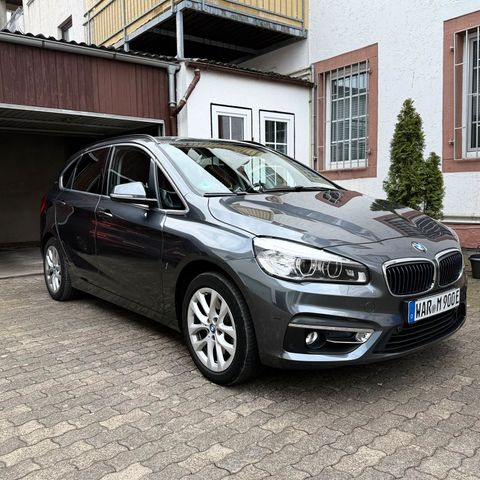 BMW BMW 225xe i Performance