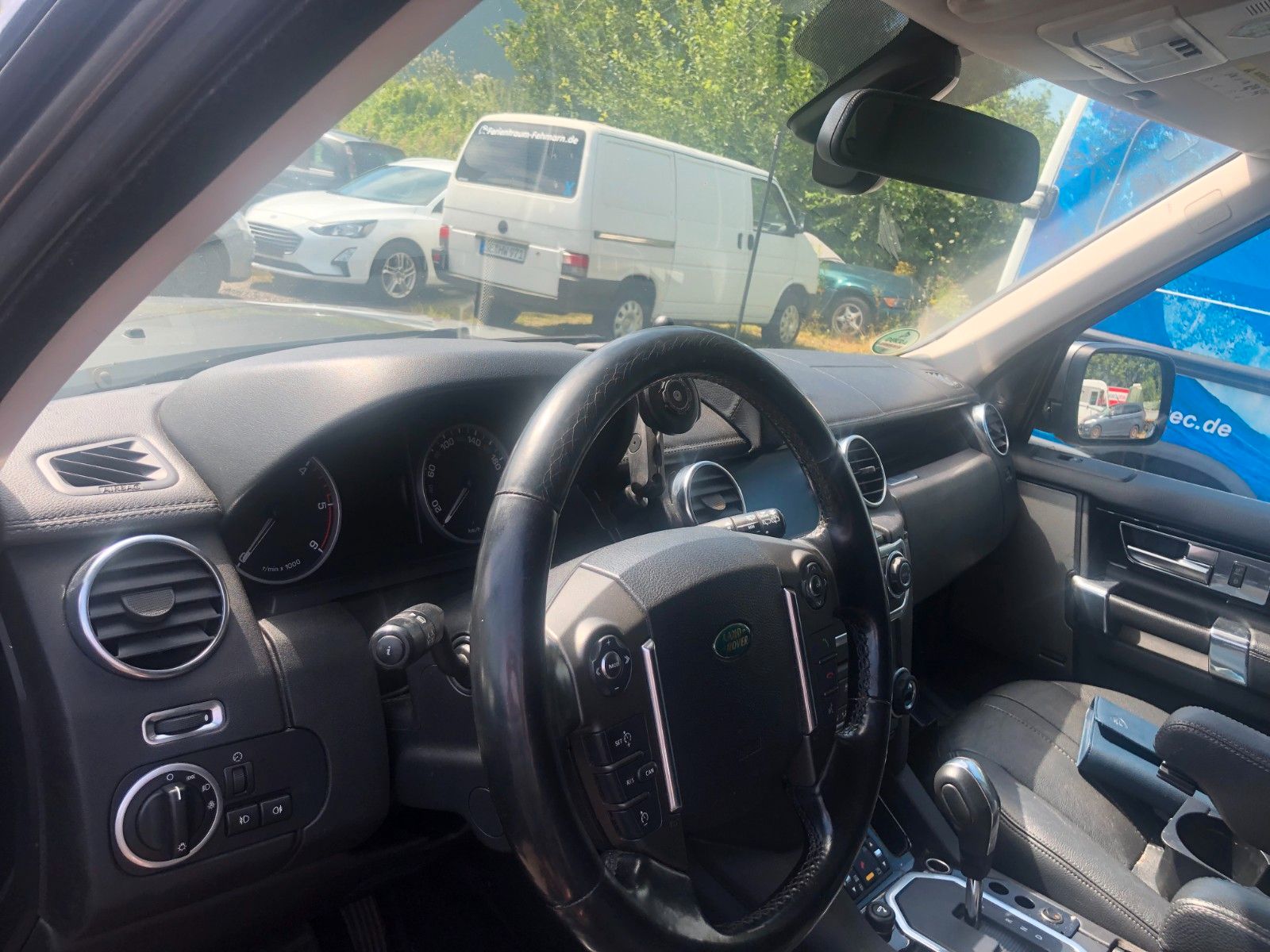 Fahrzeugabbildung Land Rover Discovery 4 TDV6 HSE
