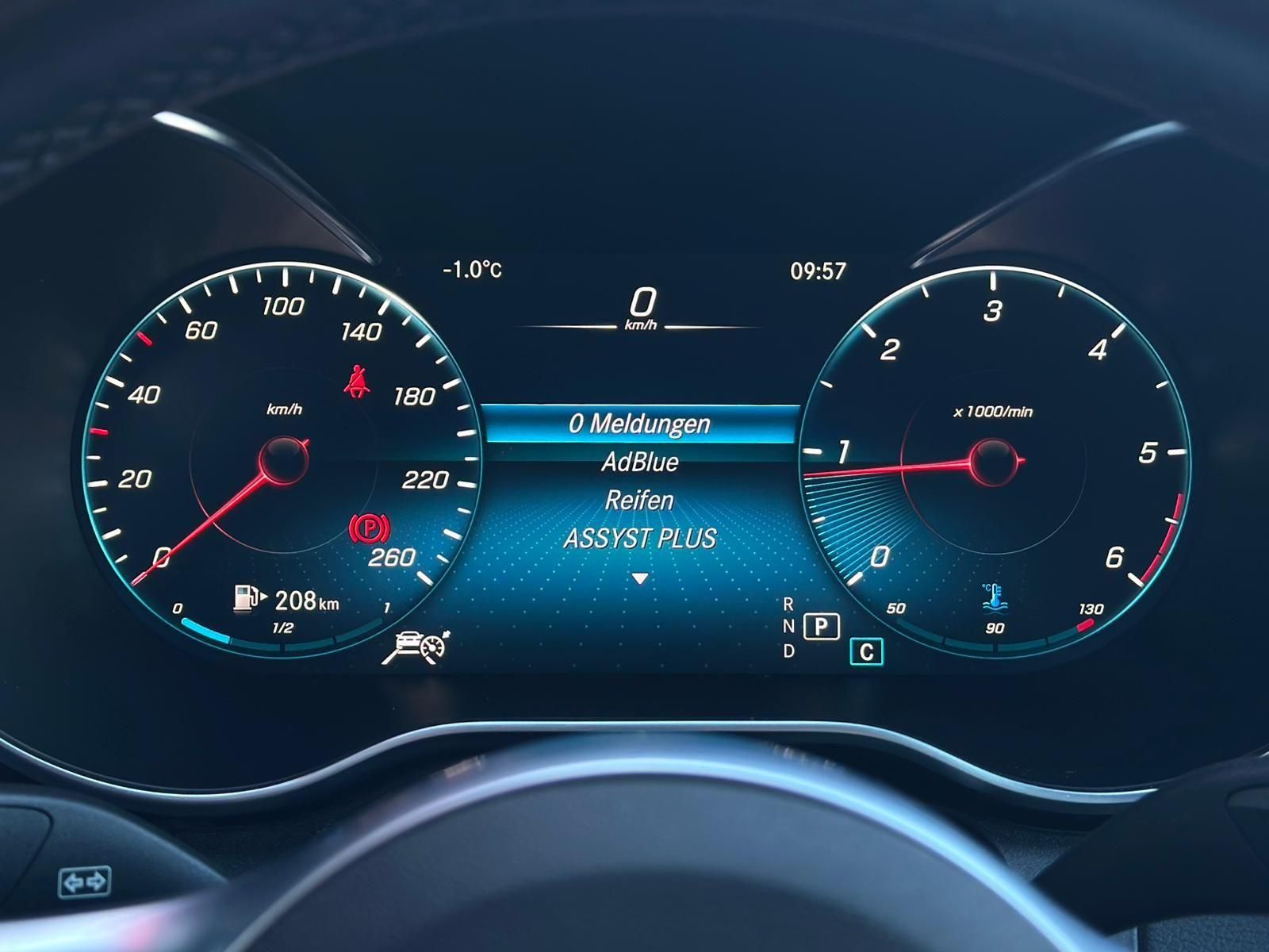 MERCEDES-BENZ C220d T AMG NIGHT EDITION* LED#SHZ#ACC#NAVI#CAM - Image 12