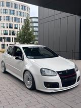Volkswagen Golf 5 GTI Edition 30 - Volkswagen Golf: Edition 30