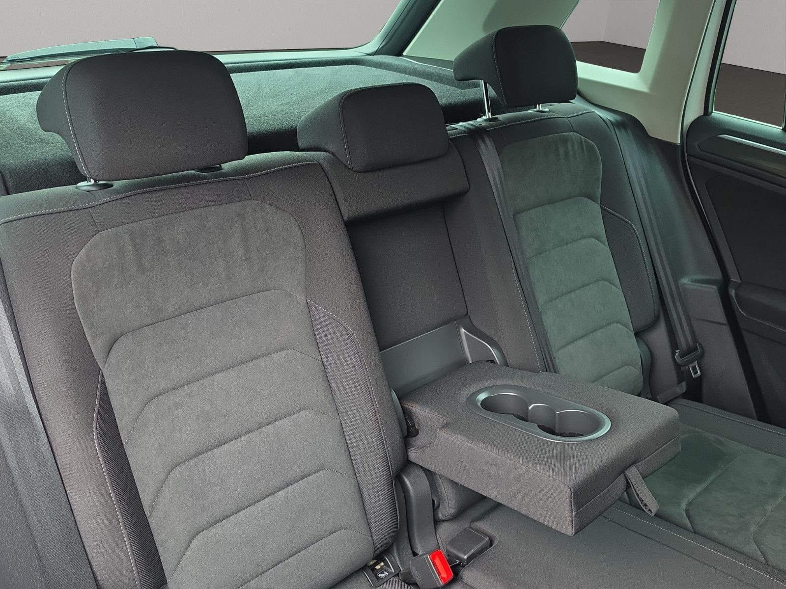 Fahrzeugabbildung Volkswagen Tiguan Comfortline BMT/Start-Stopp Aus 1.Hand