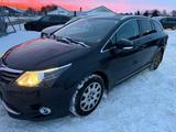 Toyota Avensis Combi 1,8-l-Valvematic Life - Toyota Avensis mit Benzin-Antrieb: Kombi, 1.8