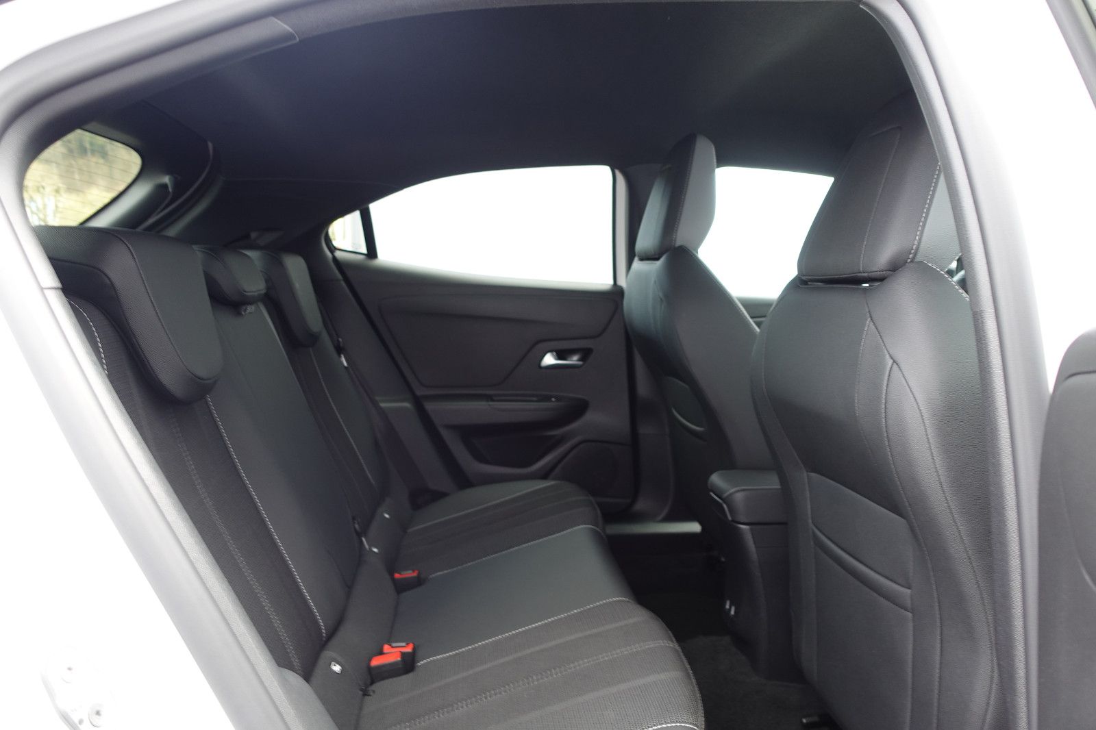 Fahrzeugabbildung Opel Mokka GS 1.2T,Sitzhzg,Kamera,Allwetter,LED,DAB+