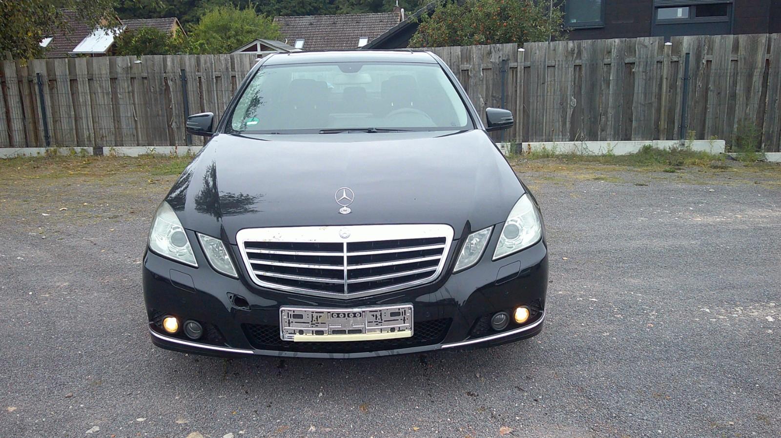 Mercedes-Benz E 220 CDI BlueEFFICIENCY AVANTGARDE