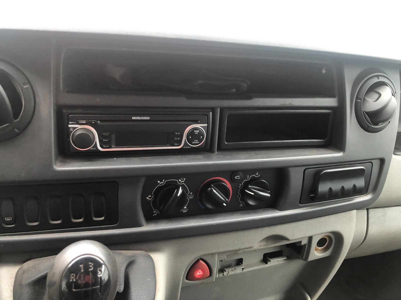 Fahrzeugabbildung Opel Movano Kasten L2H2 HKa 3,5t wenig km