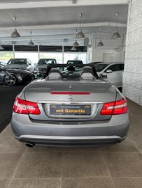Mercedes E 250 - 8