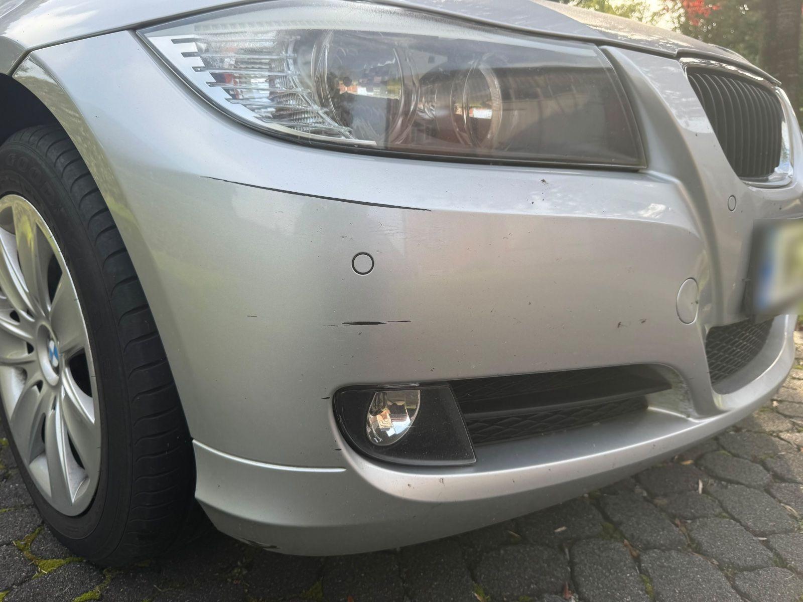BMW 318 2010 — photo 11