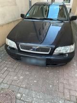 Volvo V40i - gebrauchte Volvo V40 aus dem Jahr 2003