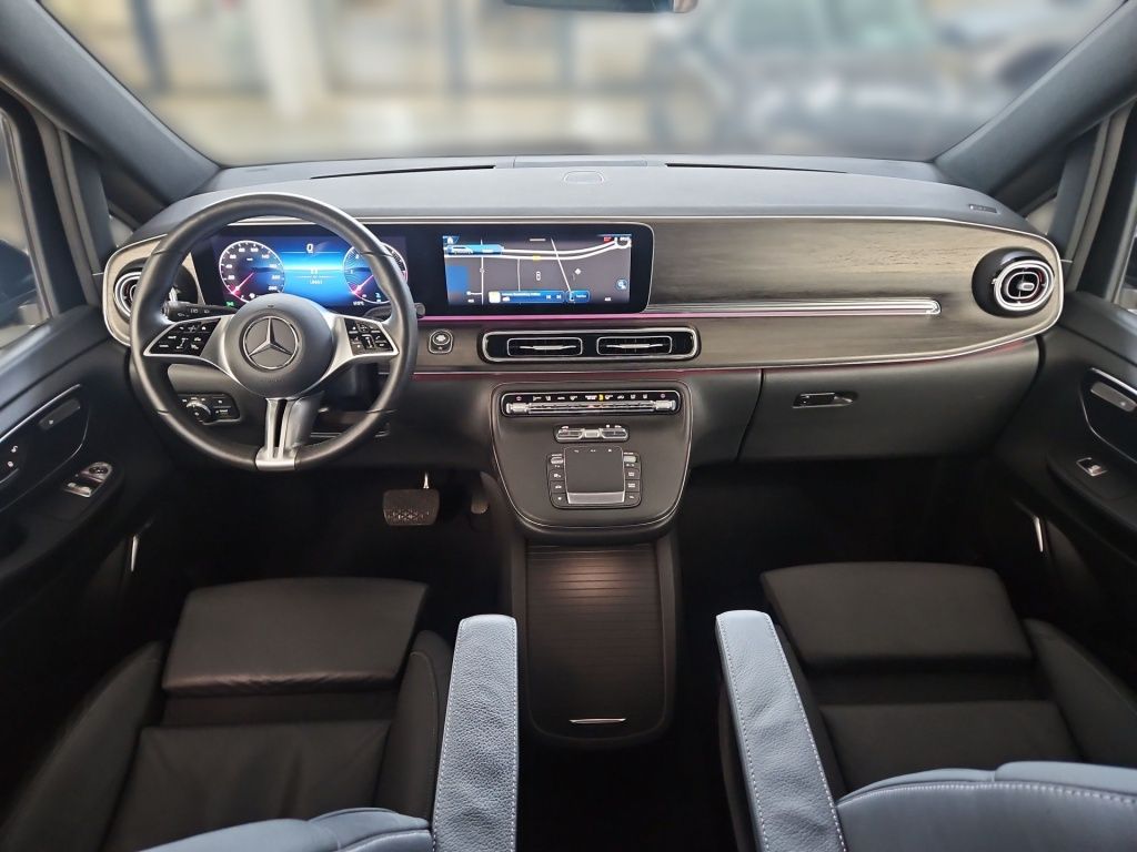 Fahrzeugabbildung Mercedes-Benz V 300 AVG extralang 4x4 7 Sitze 2,5t AHK Sound