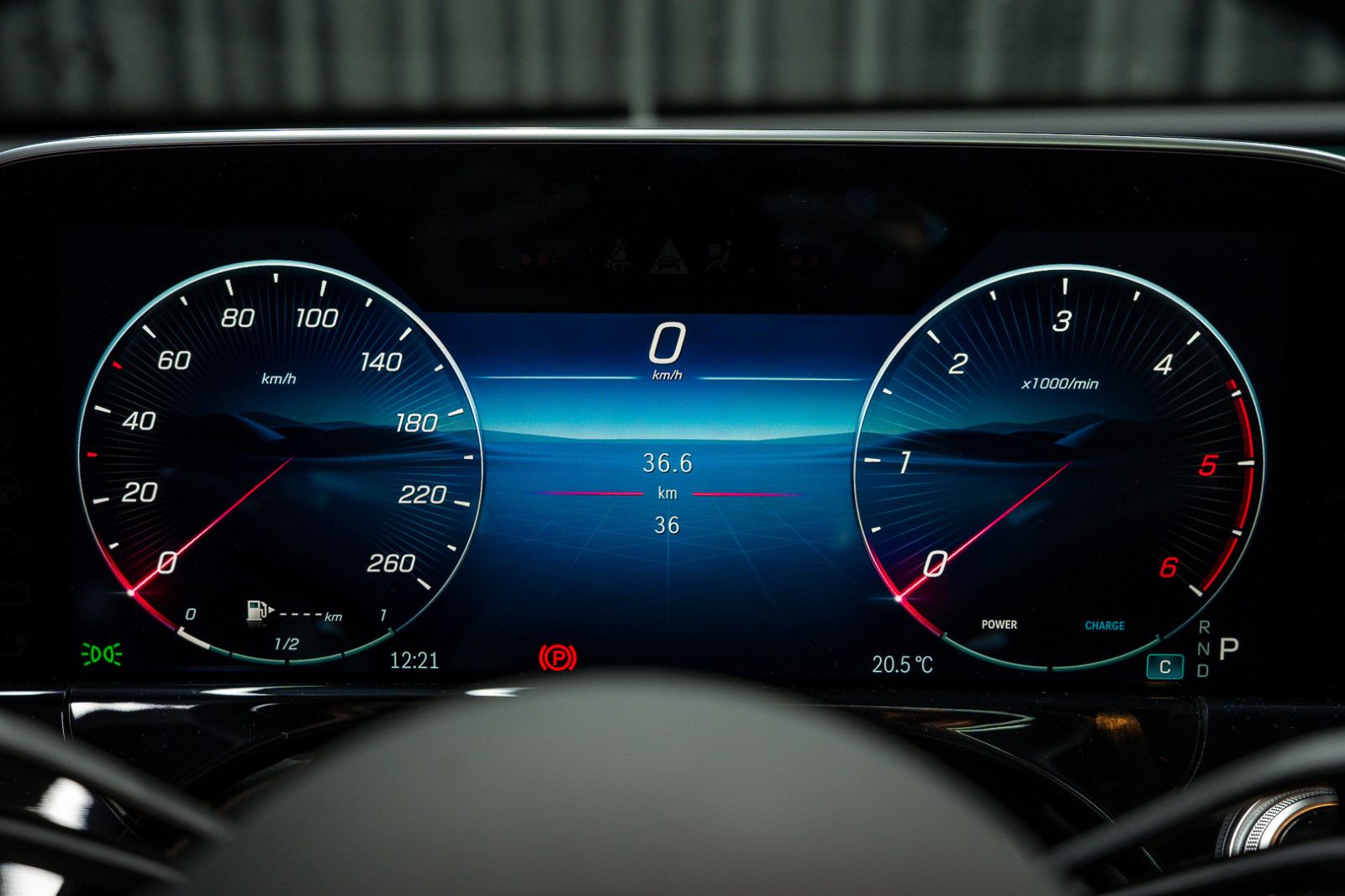 Fahrzeugabbildung Mercedes-Benz E 220d MY25*Premium Plus*Superscreen*20"*Leder-P