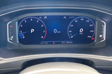 Volkswagen T-Roc Sport Automatik LED ACC Kamera Virtual