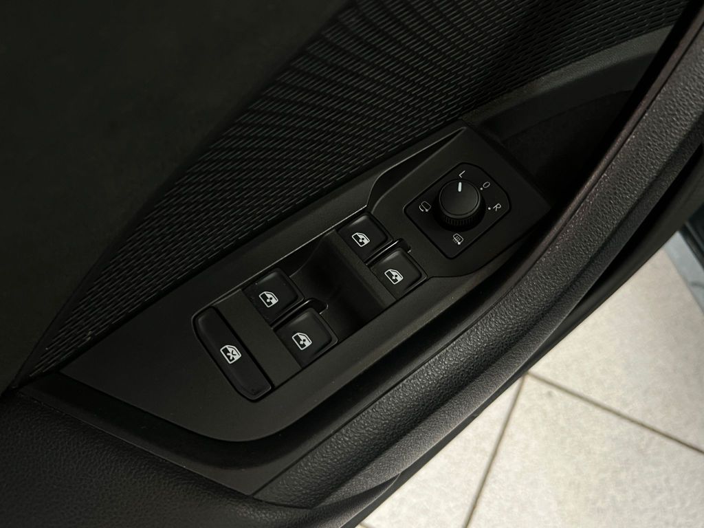 Skoda Octavia RS Combi 2.0 TSI*LED*PANO*TOTW*VIRTU*DAB