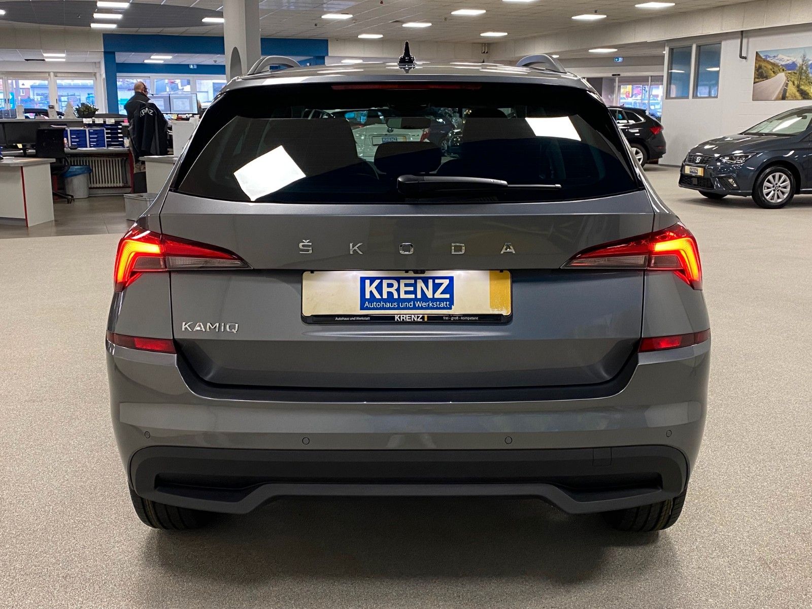 Fahrzeugabbildung SKODA Kamiq 1.5l TSI DSG TOUR+5 JahGARANTIE+KAMERA+PDC