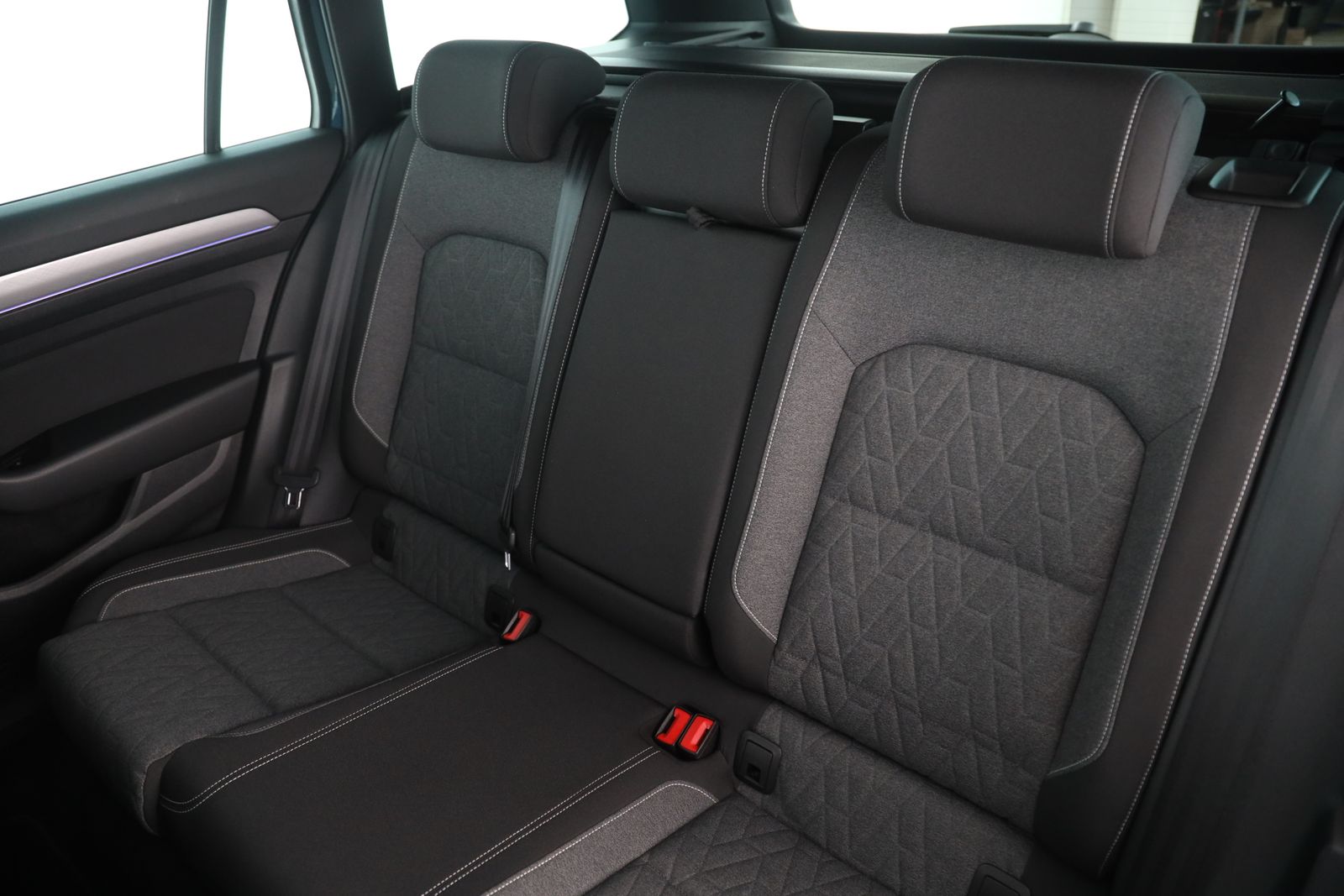 Volkswagen Passat Variant - Bild 13
