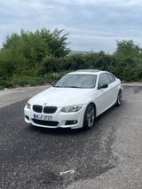 BMW 318i Coupé M Sport Edition Voll-Austattung!TÜV! - BMW 318 mit Benzin-Antrieb: Weiß, Leder