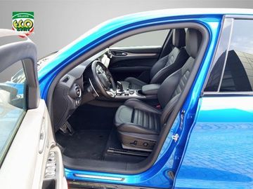 Alfa-Romeo Stelvio - 7