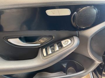 Mercedes-Benz C 220 d 4Matic *1.HAND*19%MW*NAVI*KLIMA*PDC*TEMP
