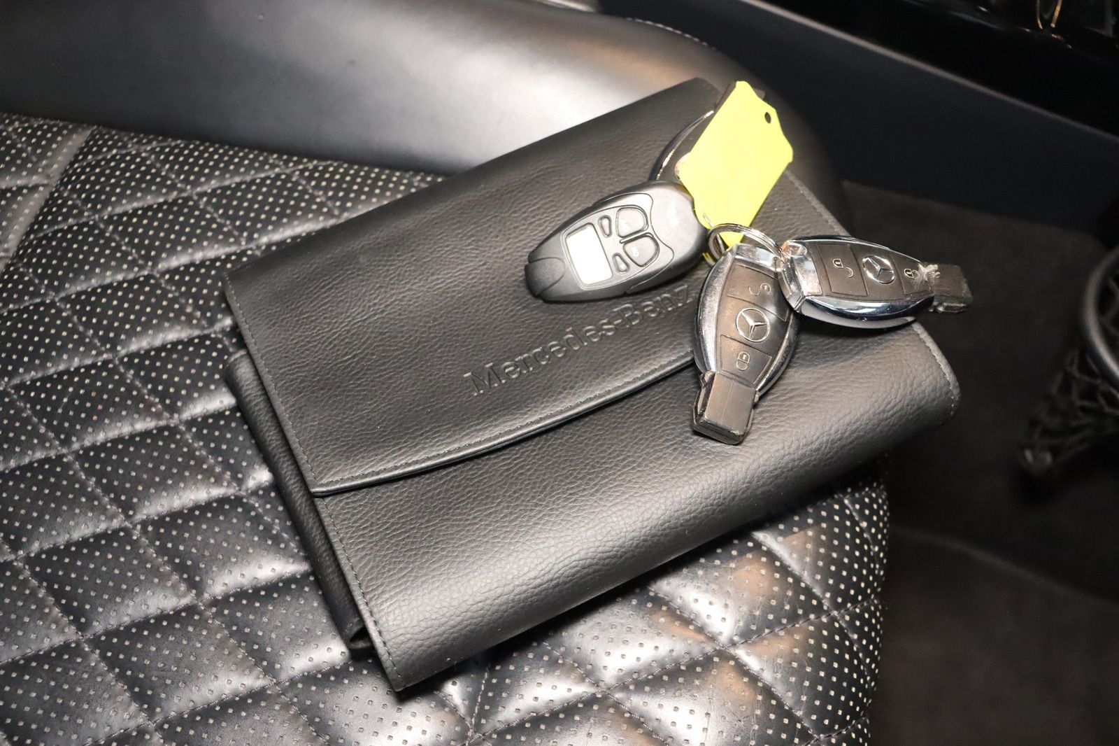 Fahrzeugabbildung Mercedes-Benz G 65 AMG * Standhzg. * DIS *