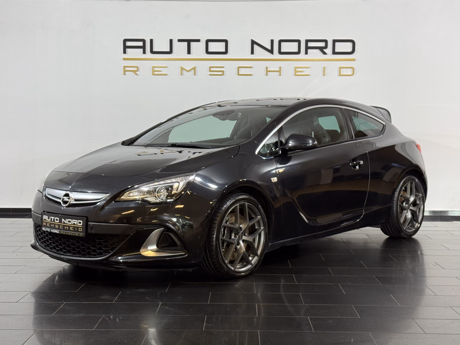 Opel Astra OPC *Schale*Navi*Sitzhzg*Bi-Xenon*