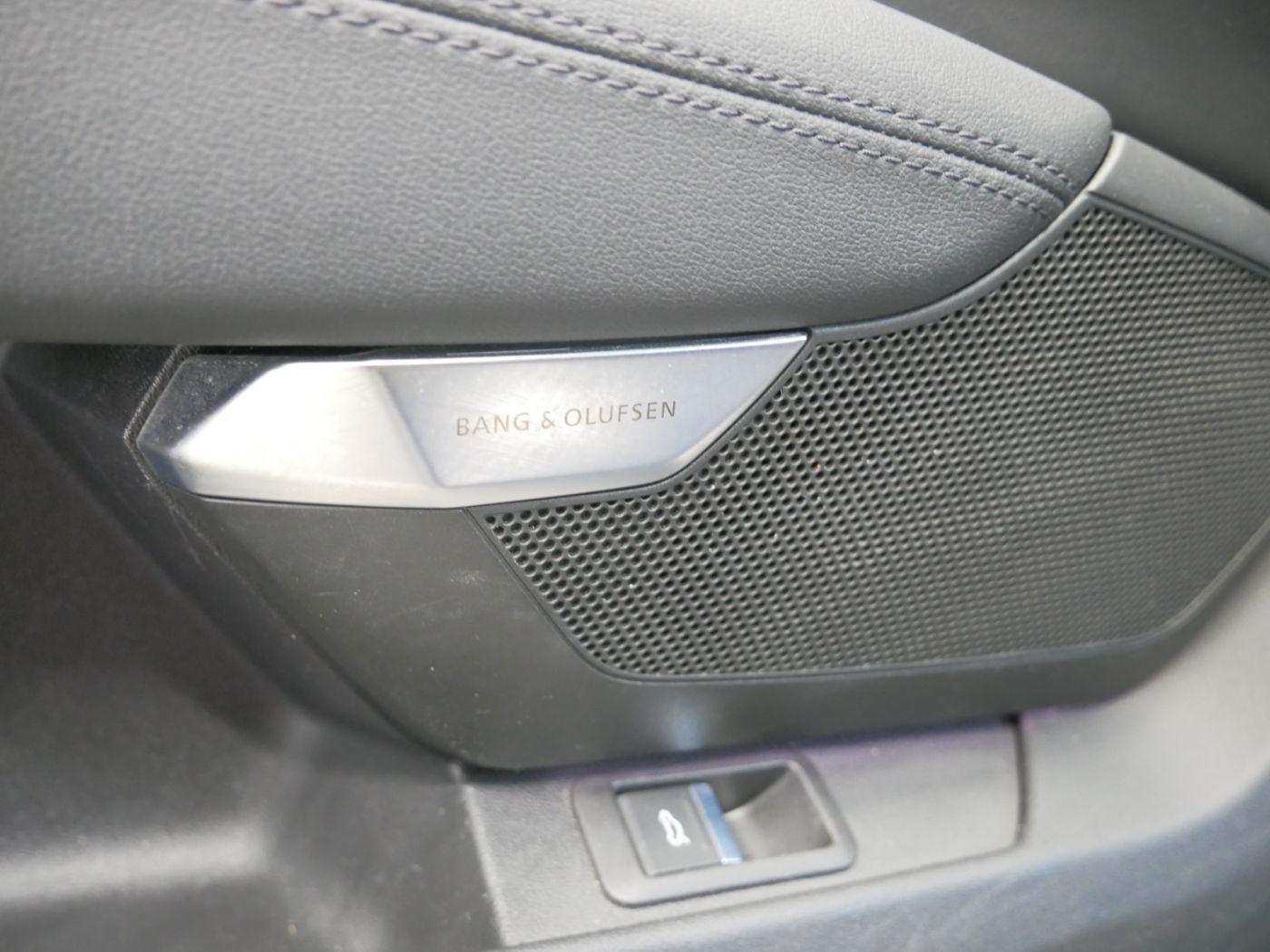 Audi e-tron GT quattro KERAMIK MATRIX HEAD-UP