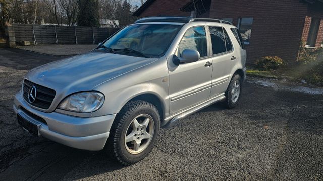 Mercedes-Benz ML 320*Leder*SHZ*AHK*Navi*2.Hand*7.Sitze*TÜV 27