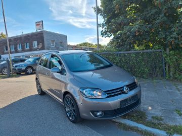 Volkswagen Golf - 8