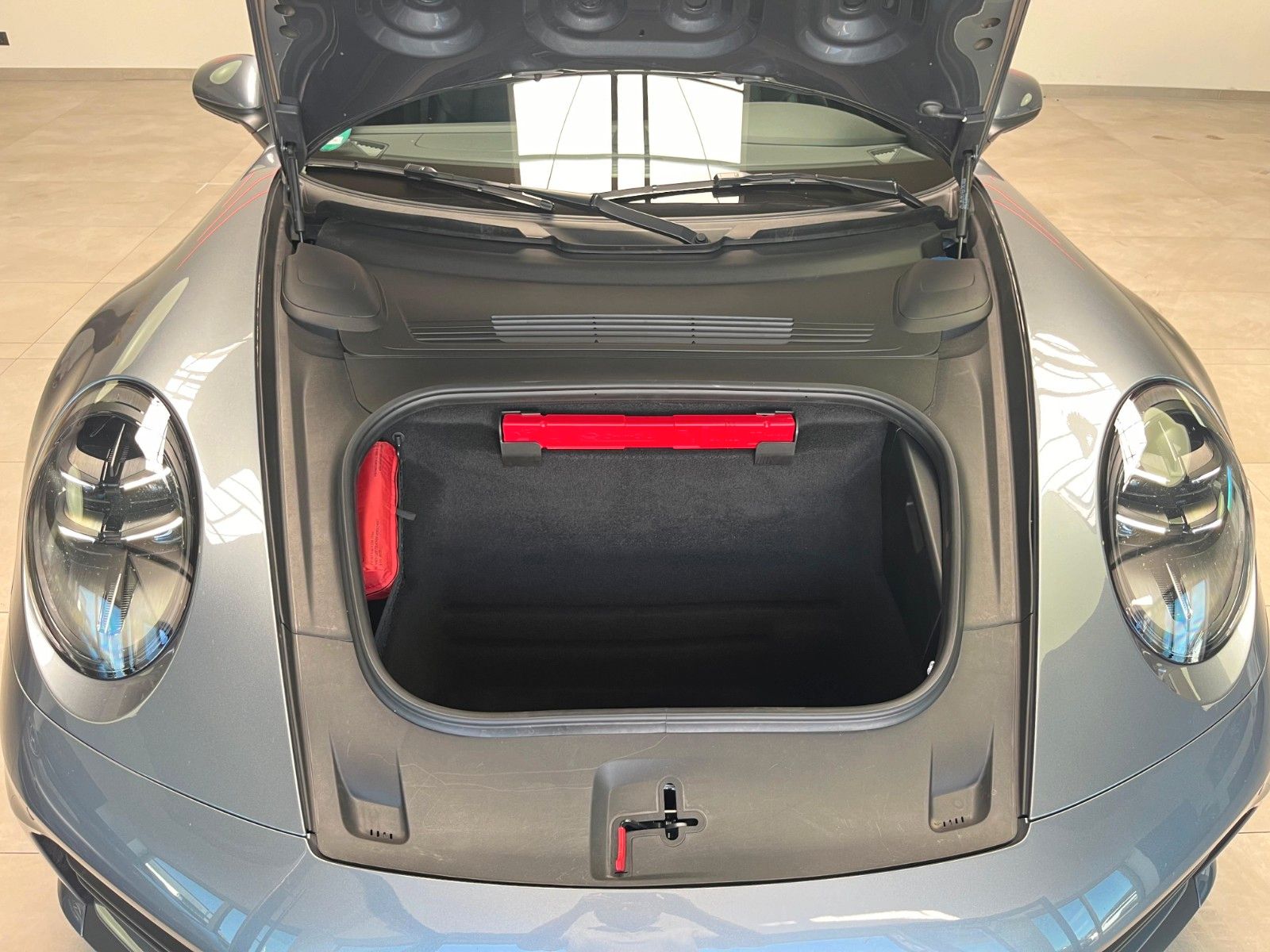 Fahrzeugabbildung Porsche 992.2 Carrera T Cabriolet*Matrix*360°*Ganzleder*